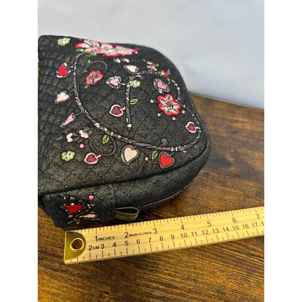 NEW Vera Bradley Iconic Cosmetic Makeup Case Diamond Quilted Floral Embroidered - Picture 7 of 13